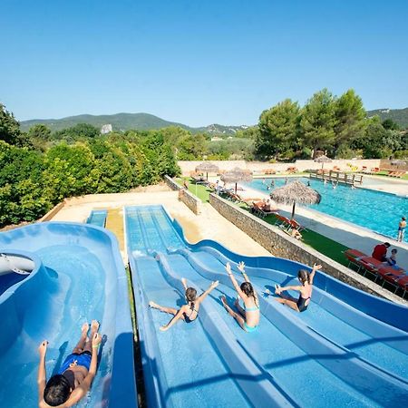 Camping Les Hautes Prairies Lourmarin Exteriér fotografie